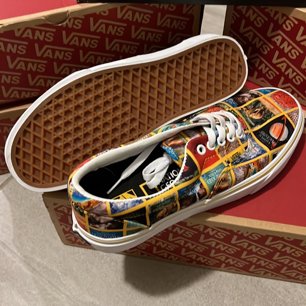 🌎 VANS X NATIONAL GEOGRAPHIC ERA SHOES ALL AROUND THE WORLD 🌎 - Picture 13 of 14